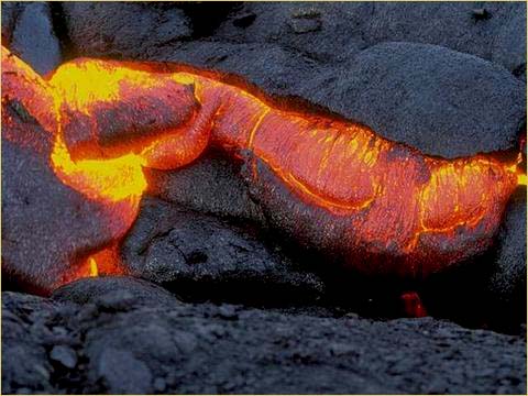 lava flows effigy