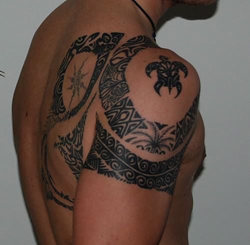 Hawaiian Tattoo with strong Polynesian influence